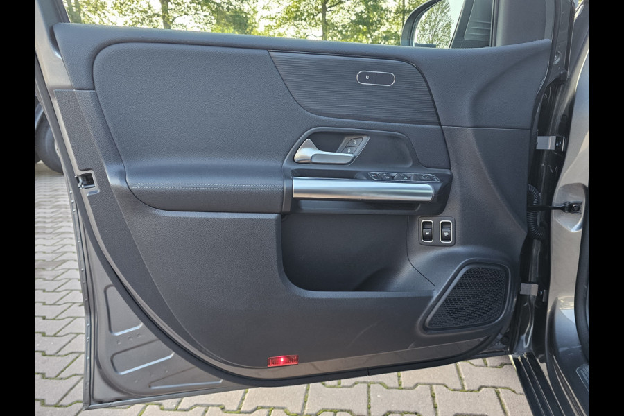 Mercedes-Benz B-Klasse 250 e Business Solution Luxury Limited PHEV | LED | Trekhaak | Stoelverwarming | Widescreen | Parkeerhulp | Camera | All-seasons |