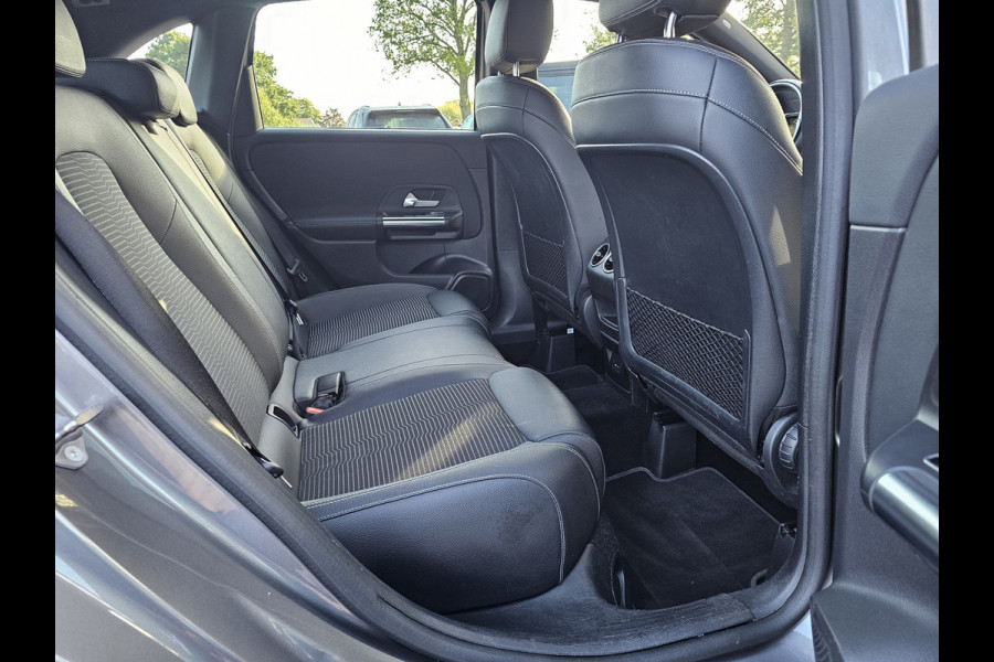 Mercedes-Benz B-Klasse 250 e Business Solution Luxury Limited PHEV | LED | Trekhaak | Stoelverwarming | Widescreen | Parkeerhulp | Camera | All-seasons |