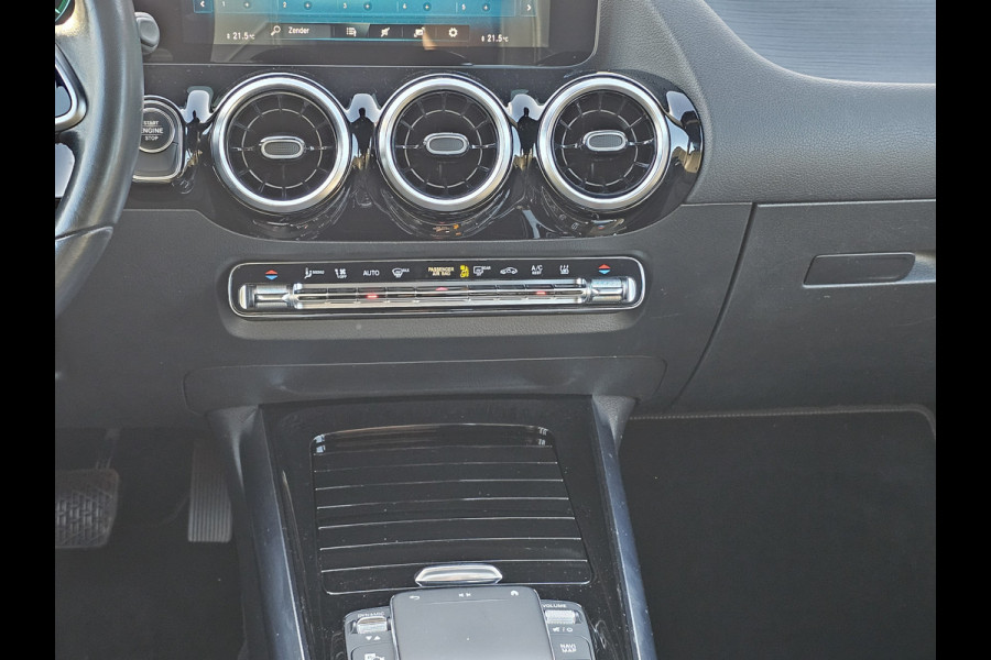 Mercedes-Benz B-Klasse 250 e Business Solution Luxury Limited PHEV | LED | Trekhaak | Stoelverwarming | Widescreen | Parkeerhulp | Camera | All-seasons |