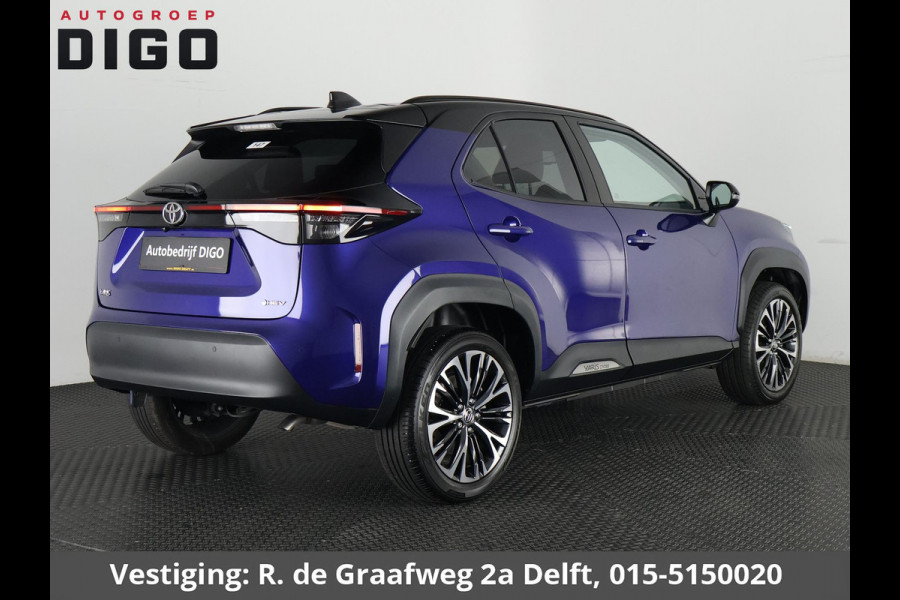 Toyota Yaris Cross 1.5 Hybrid 130 Executive Bi-Tone | HUD | Parkeersensoren | Stuur- & Stoelverwarming | Navigatie | BSM