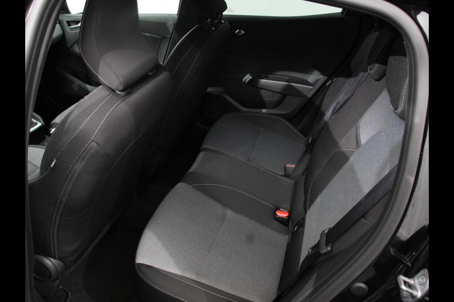 Renault Clio 1.0 TCe 90 GPF Automaat evolution DEMO ! Navigatie Apple Carplay/Android Auto Airco Dab Led Parkeer sensoren