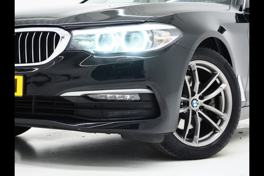 BMW 5 Serie Touring 520i Executive | Leder | Harman/Kardon | Sfeerlicht | Virtual | Stoelverwarming | LED | Carplay