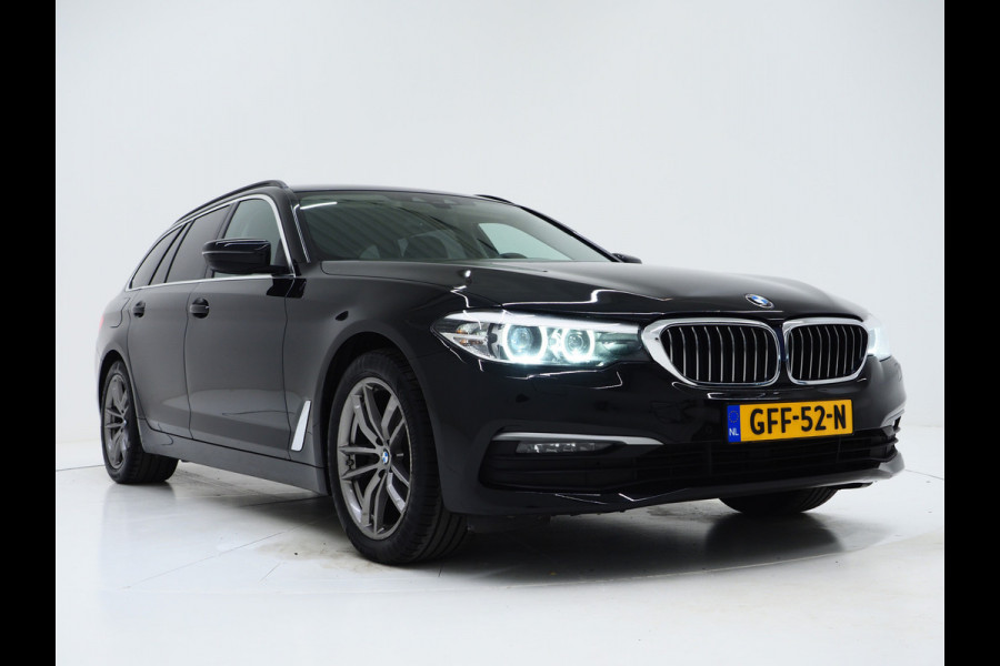 BMW 5 Serie Touring 520i Executive | Leder | Harman/Kardon | Sfeerlicht | Virtual | Stoelverwarming | LED | Carplay
