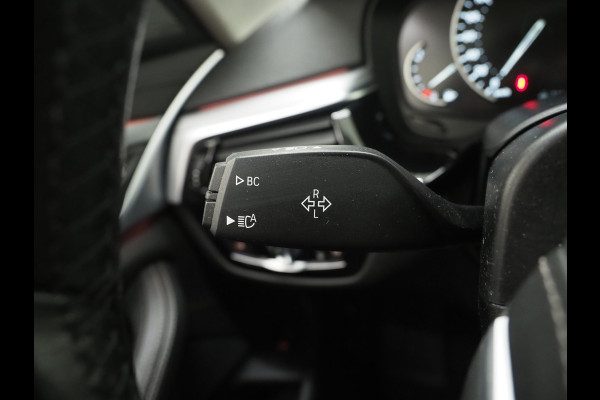 BMW 5 Serie Touring 520i Executive | Leder | Harman/Kardon | Sfeerlicht | Virtual | Stoelverwarming | LED | Carplay