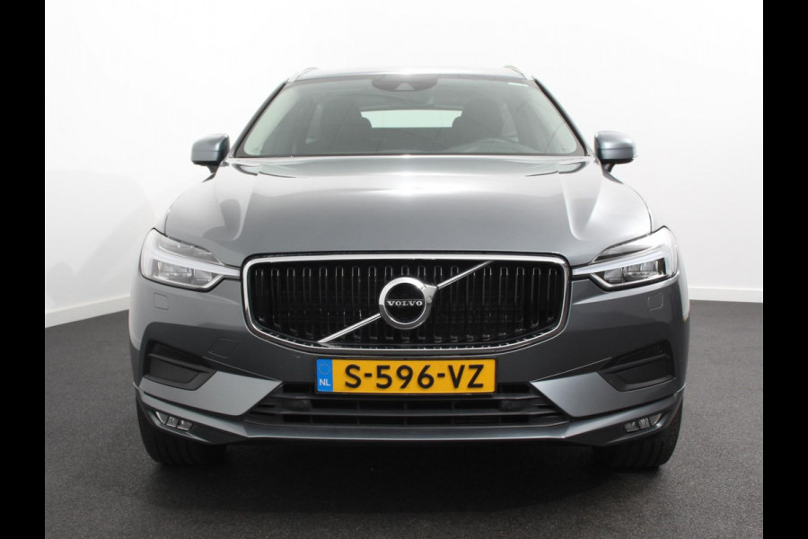Volvo XC60 2.0 B4 Automaat Momentum Apple Carplay / Android Auto Adaptive Cruise Control Camera Lane/Side Assist Elektrische Achterklep Stoelverwarming