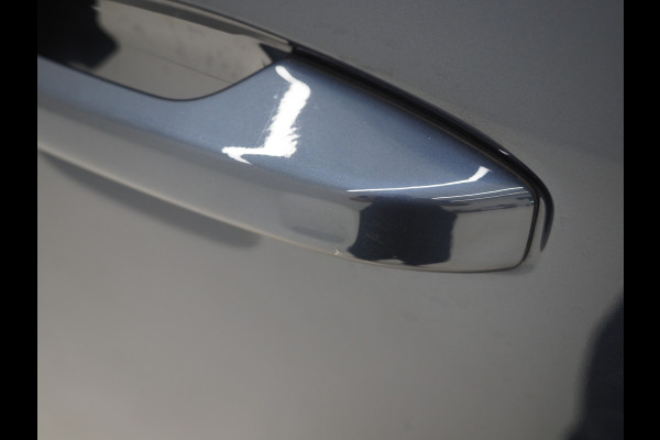 Volvo XC40 1.5 T5 Recharge Inscription | Panoramadak | Leder | Pilot Assist | Camera | Keyless | Memory | LED | Carplay