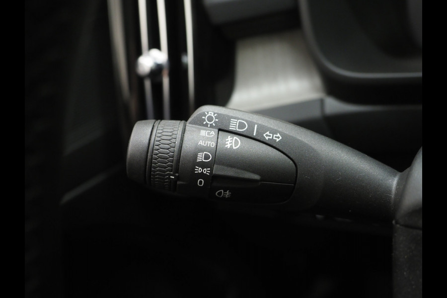 Volvo XC40 1.5 T5 Recharge Inscription | Panoramadak | Leder | Pilot Assist | Camera | Keyless | Memory | LED | Carplay