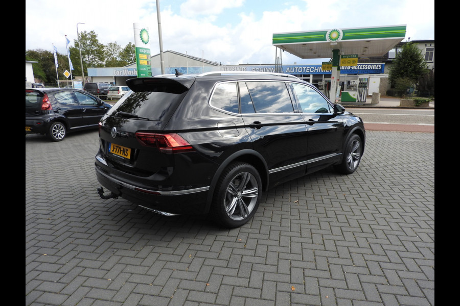 Volkswagen Tiguan Allspace 1.5 TSI Highline Business R, Navi, Camera, Trekhaak