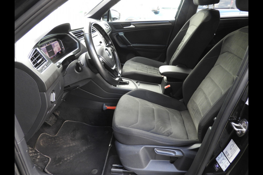 Volkswagen Tiguan Allspace 1.5 TSI Highline Business R, Navi, Camera, Trekhaak