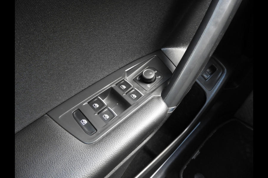 Volkswagen Tiguan Allspace 1.5 TSI Highline Business R, Navi, Camera, Trekhaak