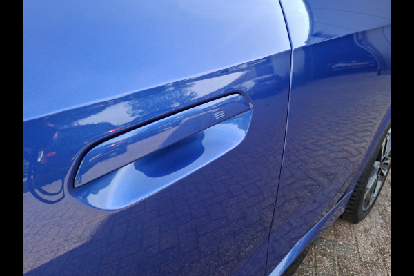 BMW X1 sDrive20i M-Sport Carplay Sportzetels Zwarte hemel PORTIMAO BLAU METALLIC