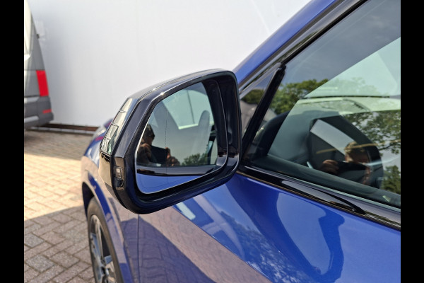 BMW X1 sDrive20i M-Sport Carplay Sportzetels Zwarte hemel PORTIMAO BLAU METALLIC