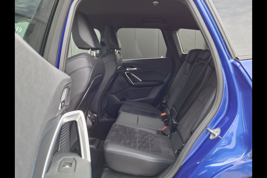BMW X1 sDrive20i M-Sport Carplay Sportzetels Zwarte hemel PORTIMAO BLAU METALLIC