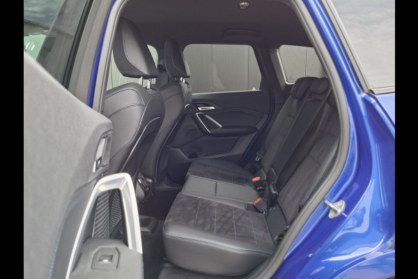 BMW X1 sDrive20i M-Sport Carplay Sportzetels Zwarte hemel PORTIMAO BLAU METALLIC