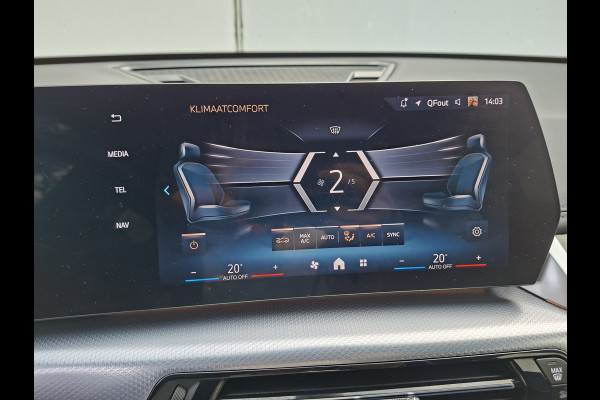BMW X1 sDrive20i M-Sport Carplay Sportzetels Zwarte hemel PORTIMAO BLAU METALLIC