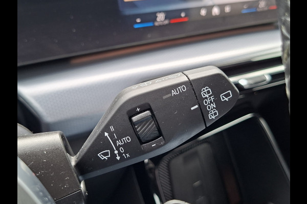 BMW X1 sDrive20i M-Sport Carplay Sportzetels Zwarte hemel PORTIMAO BLAU METALLIC
