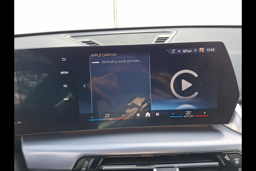 BMW X1 sDrive20i M-Sport Carplay Sportzetels Zwarte hemel PORTIMAO BLAU METALLIC
