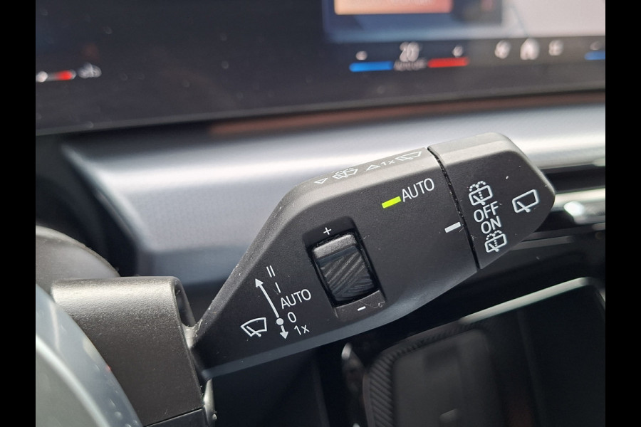 BMW X1 sDrive20i M-Sport Carplay Sportzetels Zwarte hemel PORTIMAO BLAU METALLIC