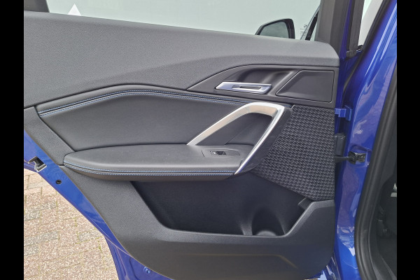 BMW X1 sDrive20i M-Sport Carplay Sportzetels Zwarte hemel PORTIMAO BLAU METALLIC