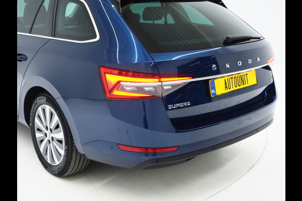 Škoda Superb Combi 1.4 TSI iV Style | Panoramadak | Leder | Trekhaak | Stoelkoeling | 360 | Memory | Keyless | Carplay
