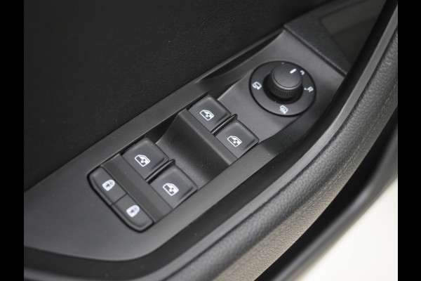 Škoda Superb Combi 1.4 TSI iV Style | Panoramadak | Leder | Trekhaak | Stoelkoeling | 360 | Memory | Keyless | Carplay