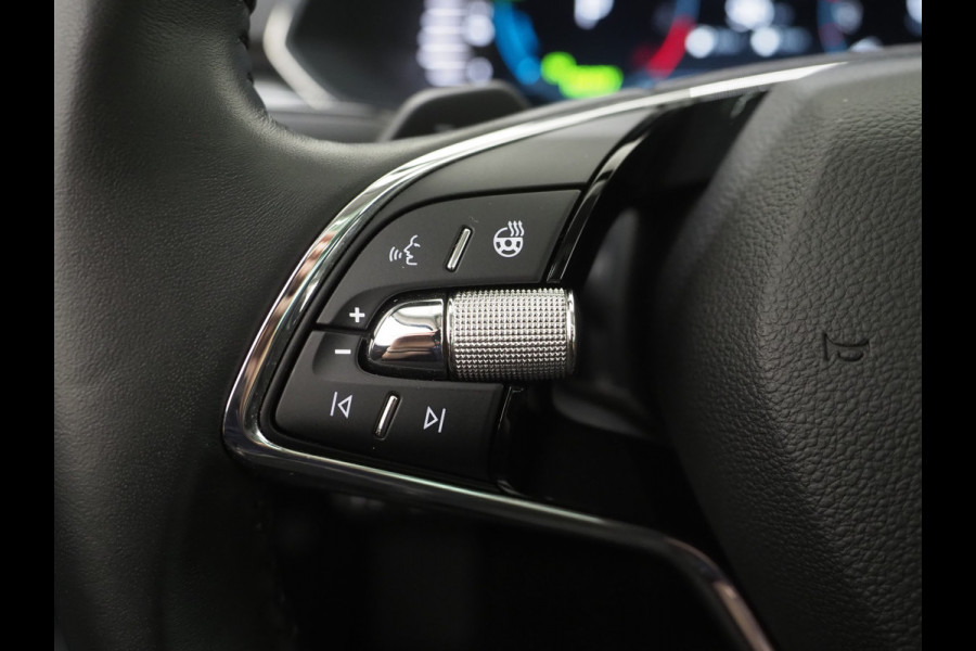 Škoda Superb Combi 1.4 TSI iV Style | Panoramadak | Leder | Trekhaak | Stoelkoeling | 360 | Memory | Keyless | Carplay
