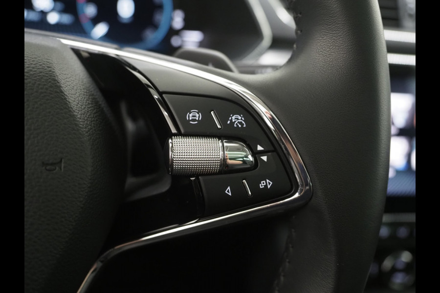 Škoda Superb Combi 1.4 TSI iV Style | Panoramadak | Leder | Trekhaak | Stoelkoeling | 360 | Memory | Keyless | Carplay