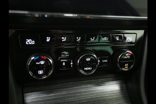 Škoda Superb Combi 1.4 TSI iV Style | Panoramadak | Leder | Trekhaak | Stoelkoeling | 360 | Memory | Keyless | Carplay