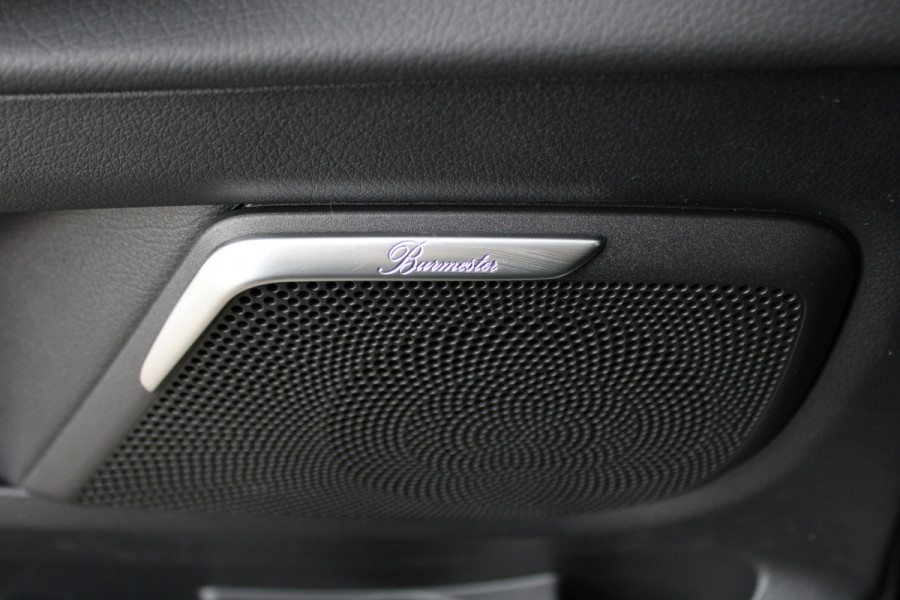 Mercedes-Benz V-Klasse 300d / DC / AMG / 4-Matic / Elec Stoelen / Luchtvering / Panorama / 360 Cam / Burmester / Vol Opties / NIEUWSTAAT