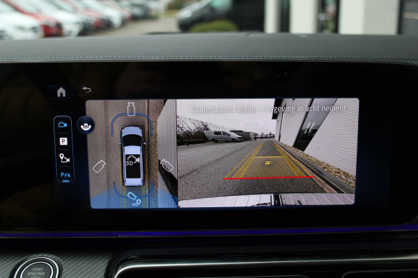 Mercedes-Benz V-Klasse 300d / DC / AMG / 4-Matic / Elec Stoelen / Luchtvering / Panorama / 360 Cam / Burmester / Vol Opties / NIEUWSTAAT