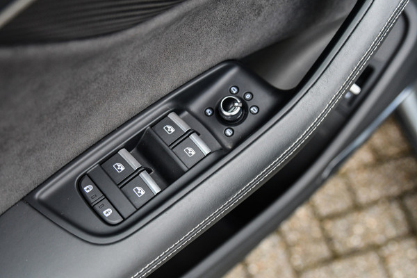 Audi Q7 60 TFSI e quattro Pro Line S Competition, Carbon, Massage, Luchtvering, Alcantara, 4-wielsturing, 360 3D, OLED, B&O, HUD!
