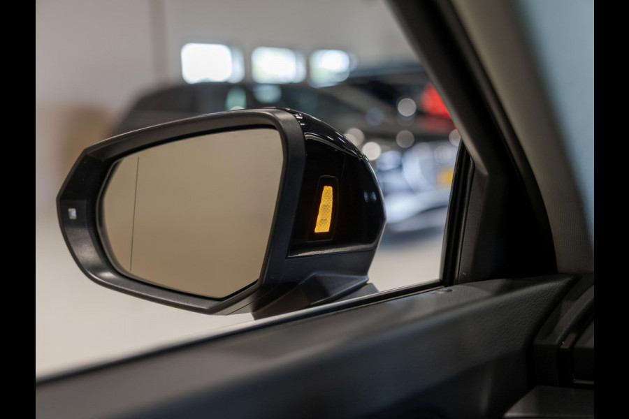 Audi Q3 Sportback 35 TFSI Business Edition / 150pk / Stuur verwarming / Dodehoek assistent / Automatische klimaatregeling /