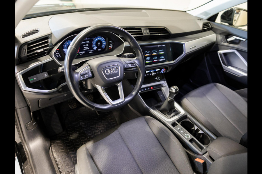 Audi Q3 Sportback 35 TFSI Business Edition / 150pk / Stuur verwarming / Dodehoek assistent / Automatische klimaatregeling /