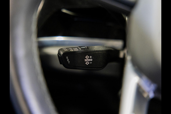 Audi Q3 Sportback 35 TFSI Business Edition / 150pk / Stuur verwarming / Dodehoek assistent / Automatische klimaatregeling /