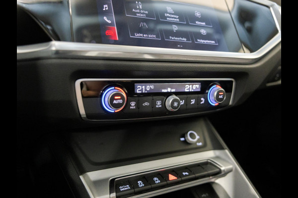 Audi Q3 Sportback 35 TFSI Business Edition / 150pk / Stuur verwarming / Dodehoek assistent / Automatische klimaatregeling /