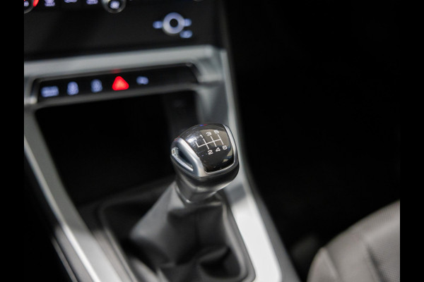 Audi Q3 Sportback 35 TFSI Business Edition / 150pk / Stuur verwarming / Dodehoek assistent / Automatische klimaatregeling /