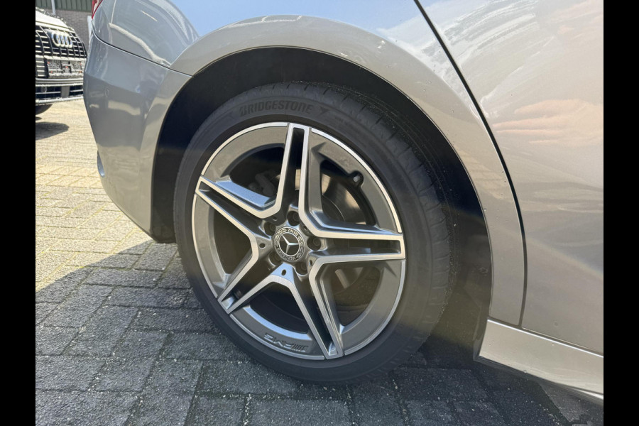 Mercedes-Benz A-Klasse 200 Business Solution VAN: € 26.900- VOOR: € 24.877,- UW HERFSTVOORDEEL: € 2.023,-| ORIG. NL NAP 2E EIG.| 58.000KM!| GLASCOATING| WIDESCREEN| CAMERA| RECENT ONDERHOUD GEHAD, DIRECT LEVERBAAR| AMG | APPLE CARPLAY/ ANDROID AUTO| DODE HOEK SENSOR|