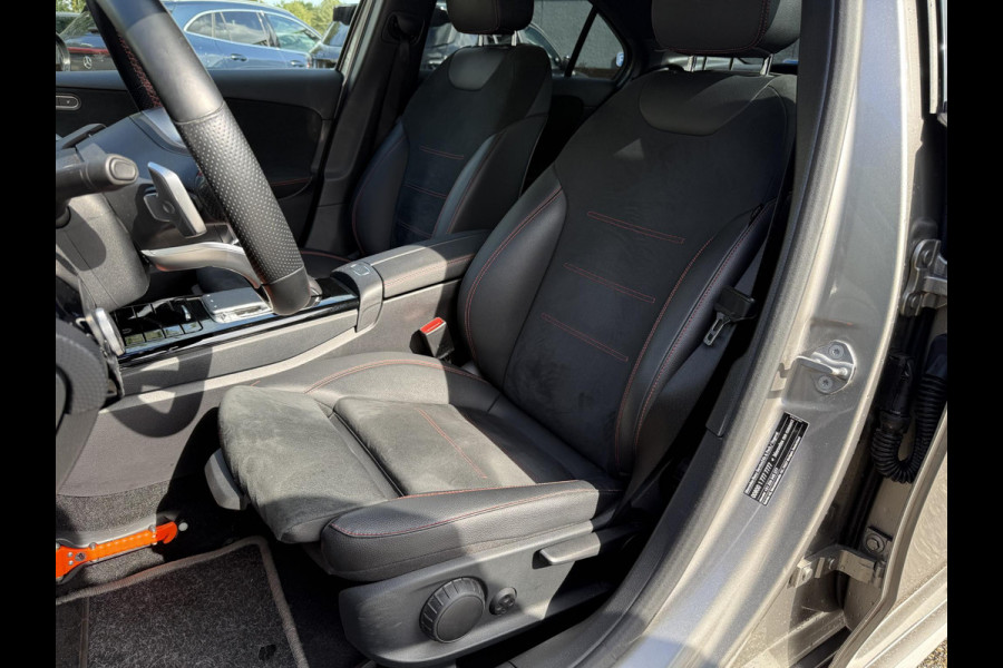 Mercedes-Benz A-Klasse 200 Business Solution VAN: € 26.900- VOOR: € 24.877,- UW HERFSTVOORDEEL: € 2.023,-| ORIG. NL NAP 2E EIG.| 58.000KM!| GLASCOATING| WIDESCREEN| CAMERA| RECENT ONDERHOUD GEHAD, DIRECT LEVERBAAR| AMG | APPLE CARPLAY/ ANDROID AUTO| DODE HOEK SENSOR|