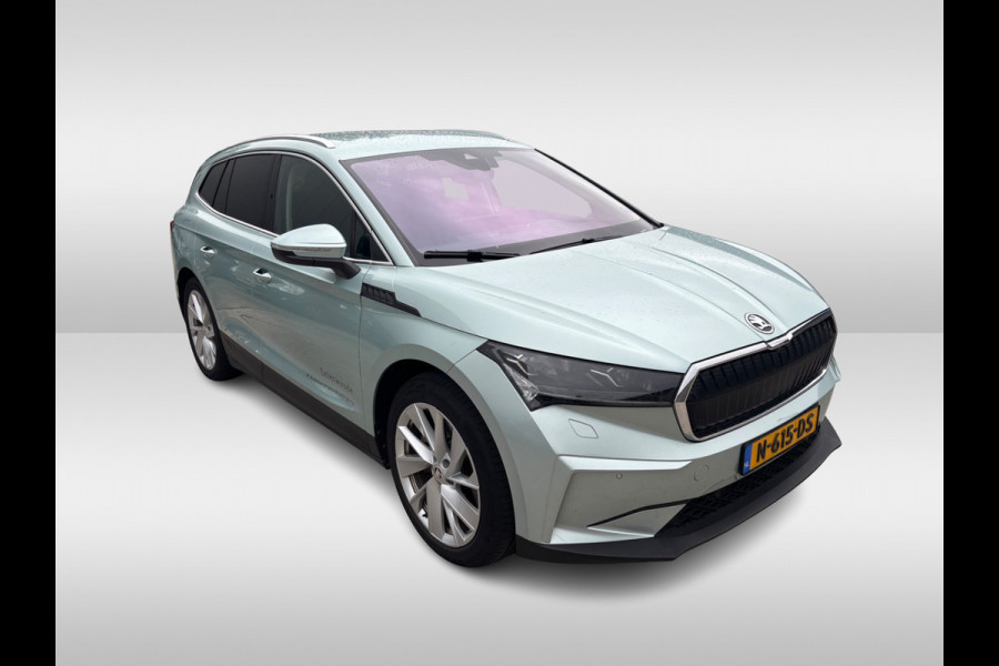 Škoda ENYAQ iV 80 / SOH 91,7% / Trekhaak / Camera / Leder / Matrix LED / 19'' / CarPlay / Stoelverwarming 4x / Dodehoek / DAB / ACC