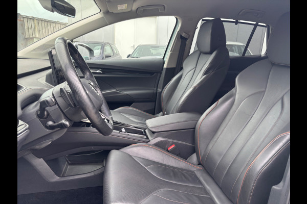Škoda ENYAQ iV 80 / SOH 91,7% / Trekhaak / Camera / Leder / Matrix LED / 19'' / CarPlay / Stoelverwarming 4x / Dodehoek / DAB / ACC
