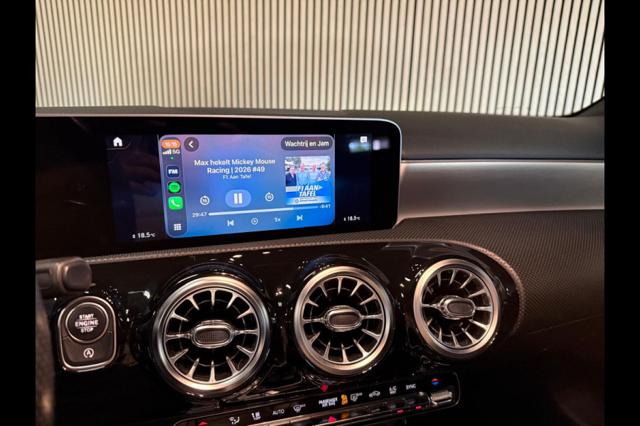Mercedes-Benz A-Klasse 200 Sedan AMG STYLING-PANORAMA-NIGHT-CAMERA-WIDESCREEN-APPLE CARPLAY