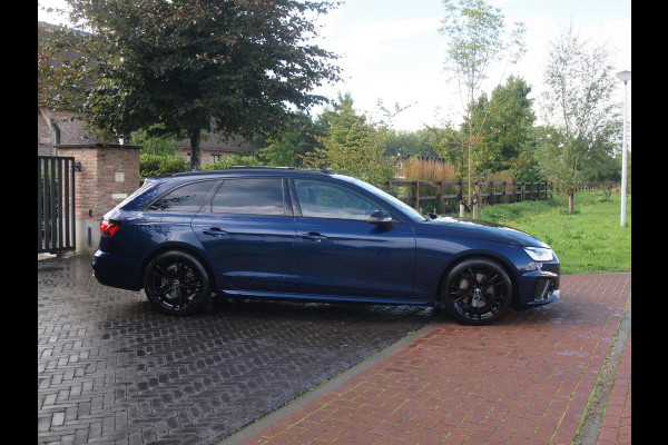 Audi A4 Avant 40 TFSI quattro S edition Competition | Panoramadak | Camera | Bang & Olufsen | Memory stoelen | Sfeerverlichting | NL-Auto |