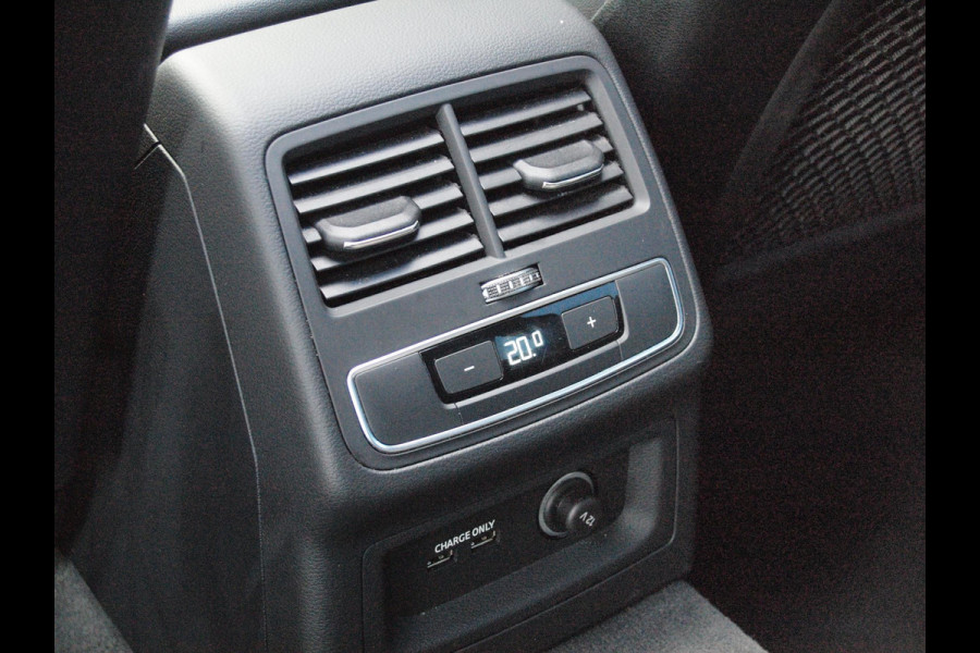 Audi A4 Avant 40 TFSI quattro S edition Competition | Panoramadak | Camera | Bang & Olufsen | Memory stoelen | Sfeerverlichting | NL-Auto |
