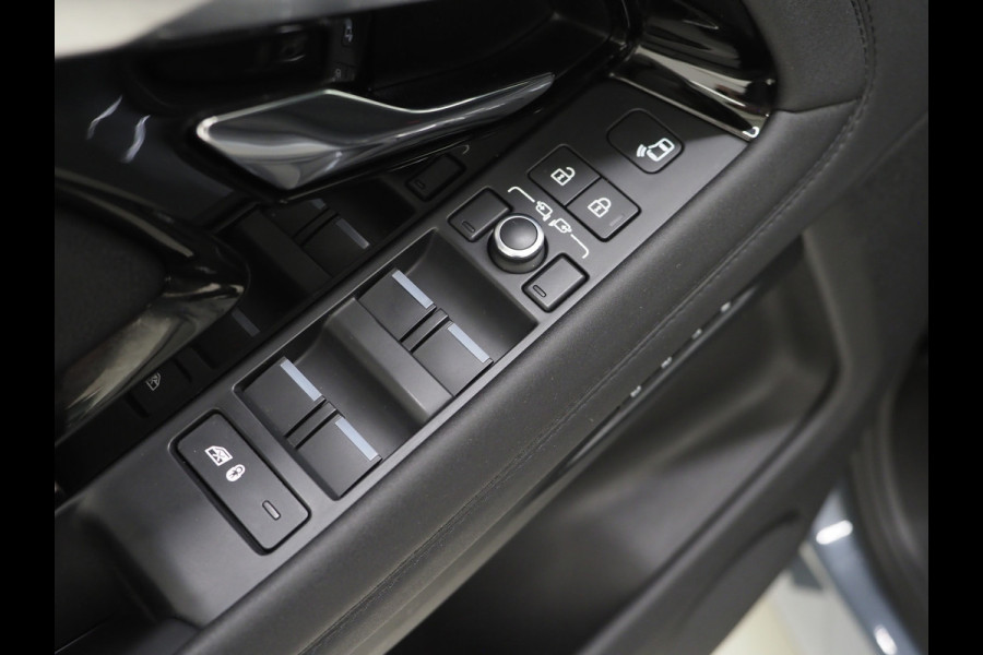Land Rover Range Rover Evoque 1.5 P300e AWD SE | Leder | Keyless | Memory | Camera | Dodehoek | Stoelverwarming | Cruise | Carplay