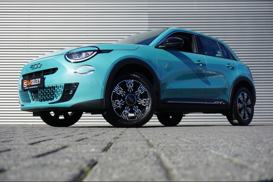 Fiat 600 101PK Hybrid Urban AUTOMAAT | CARPLAY | 17" LICHTMETAAL | CRUISE