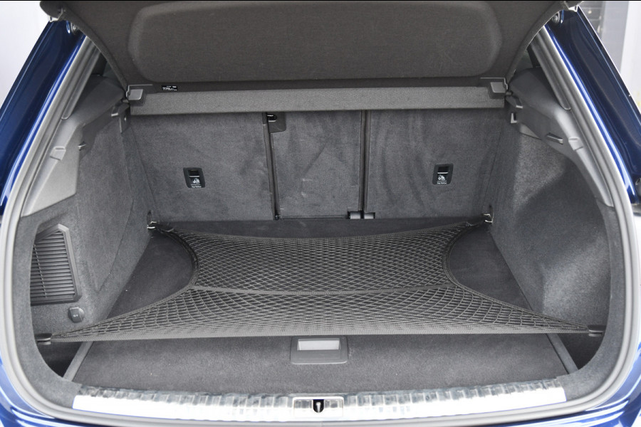 Audi Q3 45 TFSI e 3xS-Line, Pano, 360, Matrix, Keyless, Camera, Dodeh, ACC, Alcantara!