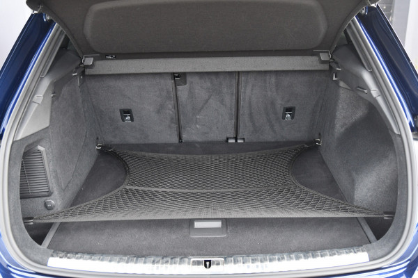 Audi Q3 45 TFSI e 3xS-Line, Pano, 360, Matrix, Keyless, Camera, Dodeh, ACC, Alcantara!