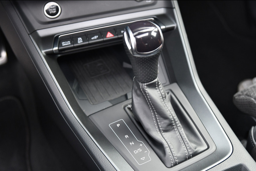 Audi Q3 45 TFSI e 3xS-Line, Pano, 360, Matrix, Keyless, Camera, Dodeh, ACC, Alcantara!