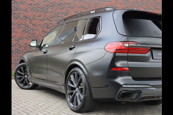 BMW X7 40i xDrive | HUD - Sky Lounge