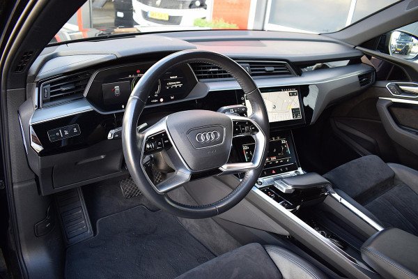 Audi e-tron 50 quattro S edition 71 kWh | Trekhaak | HUD | B&O | 360 Cam | Half Leer